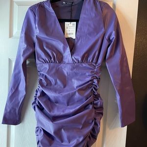 Beautiful dress fit like a glove …shoulder pads